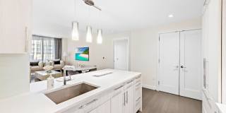 15 Morris Avenue Gallery 8