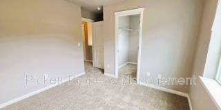 2122 SW Nautical St. Gallery 24