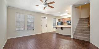 Spacious 3 Bed, 3.5 Bath Condo in Great Community! Gallery 4