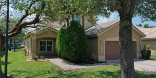 Amazing 4 Bedroom, 3 Bath home plus large 21'x11' loft located in Parkland Isles! Gallery 9