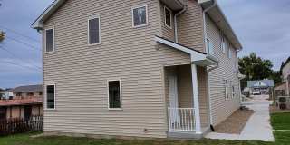 Spacious Three Bedroom! Gallery 1