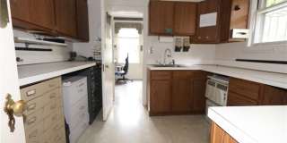 225 3rd Street Gallery 22