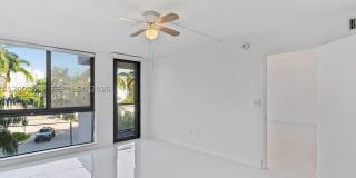 9800 W Bay Harbor Dr Gallery 21