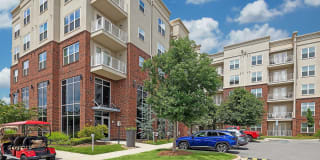 8 Metro Station Gallery 10