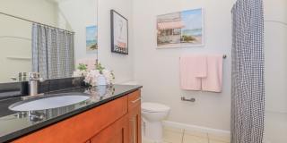 Knoll Crest Gallery 51
