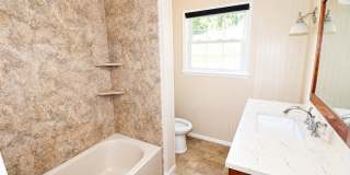 OWNER REMODEL - STUDENT RENTAL NEAR CAMPUS – HUGE DISCOUNT + ONE MONTH FREE! Gallery 20