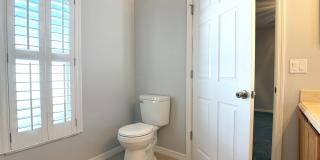 Beautiful 3 Bed 2 Bath Ranch Pool Home! Lawn & Pool Care Included! Gallery 22