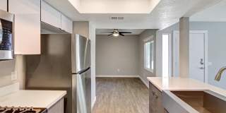 The James Apartments Gallery 52