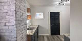 476 Southwood Avenue Gallery 8