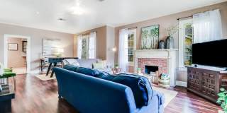 1011 W Congress Street Gallery 8