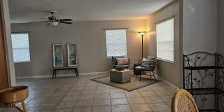 1735 E Central Avenue Gallery 7