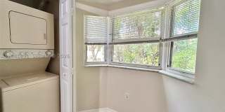 1270 SE 28th Ct Gallery 3