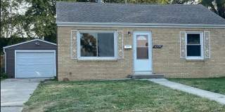 6539 Binney St - 2 Bed/1 Bath in Benson | Refinished Hardwoods, Updated Kitchen + Bath, Detached Garage Gallery 1