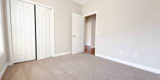 Spacious 4-Bedroom Home with Large Yard and Dual Garages in Cookeville Gallery 24