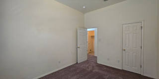 RENT REDUCTION - AVAILABLE NOW! Gallery 18