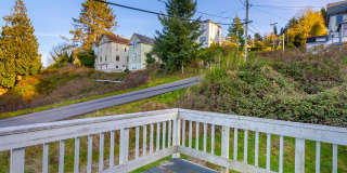 $500 OFF Special - Beautiful 4 Bed/1 Bath Home in Astoria Gallery 42