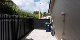 17992 SW 152nd Ct Gallery 29