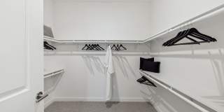 Everleigh Deerfield Age 55+ Apartment Homes Gallery 18