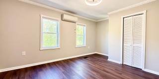 1004 GIRARD Street NW Gallery 21