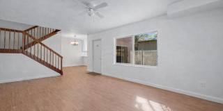 1945 Stratford Way Gallery 14