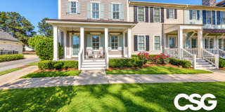 3Br/ 2.5Bath Townhome in the Heart of Old Town Move In Special Gallery 1