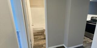 River Walk Apartments Gallery 23