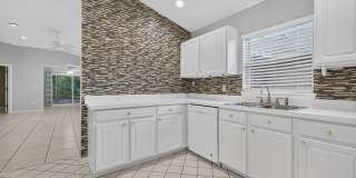 Charming 2BR Home in the Country Club of Mount Dora Gallery 17
