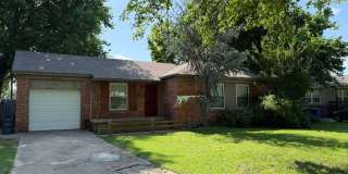 Brookside Bungalow! Gallery 1