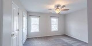 262 S Raleigh Street Gallery 7