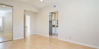 46 Silkberry Gallery 16