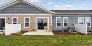 Savannah at Ankeny Gallery 13