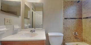 6011 Sansom Street Gallery 4