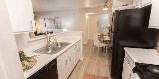 Austin Crest Apartments Gallery 8