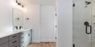 BRAND NEW 3 bed 3.5 bath townhouse Gallery 30