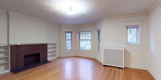 5706-10 S. Blackstone Ave Gallery 25