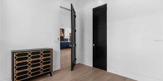 1814 BARKER DRIVE Gallery 36