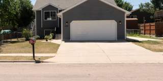 * MOVE-IN SPECIAL * 4 Bedroom, 2 Bath Home for Rent Gallery 3