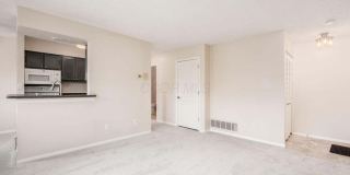 2196 Hedgerow Road Gallery 4