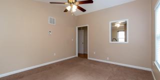 1036 HYDE PARK Drive Gallery 8