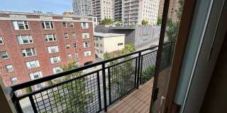 First Hill One Bedroom - Stellar Location! AVAILABLE NOW! Gallery 9