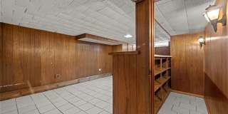 19501 Redfern Street Gallery 15