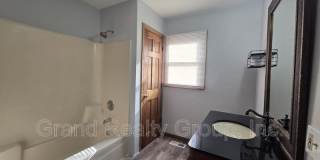 307 N Rosedale Court Gallery 5