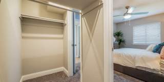 Flintridge Apartments Gallery 11