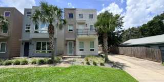 Midtown Luxury Living! Walk to Restaurants, Coffee, Shops & More Gallery 1