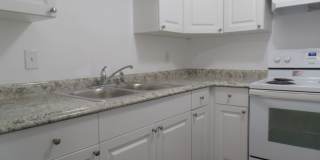 Updated, spacious one bedroom Updated, spacious one bedroom Gallery 7
