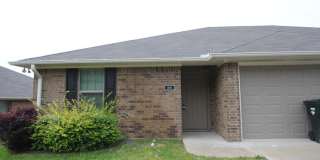 2532 Westminster Drive Gallery 1