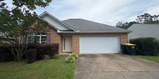 Brick 3/2 House in West Rome- $1,995 Gallery 1