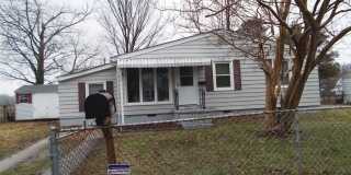 902 W Russell Court Gallery 1