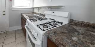 Hawthorne Street Gallery 122