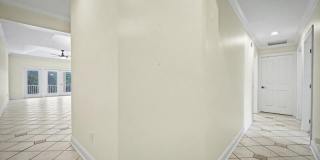 100 Bermuda Bay Circle #104 Gallery 9